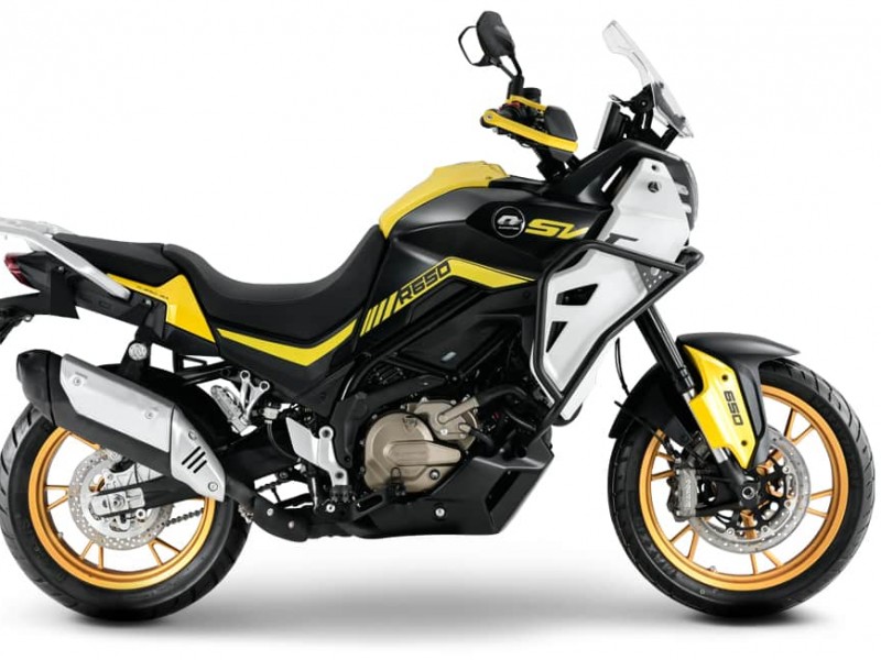QJMOTOR SVT 650: A kalandmotorozás új szintje